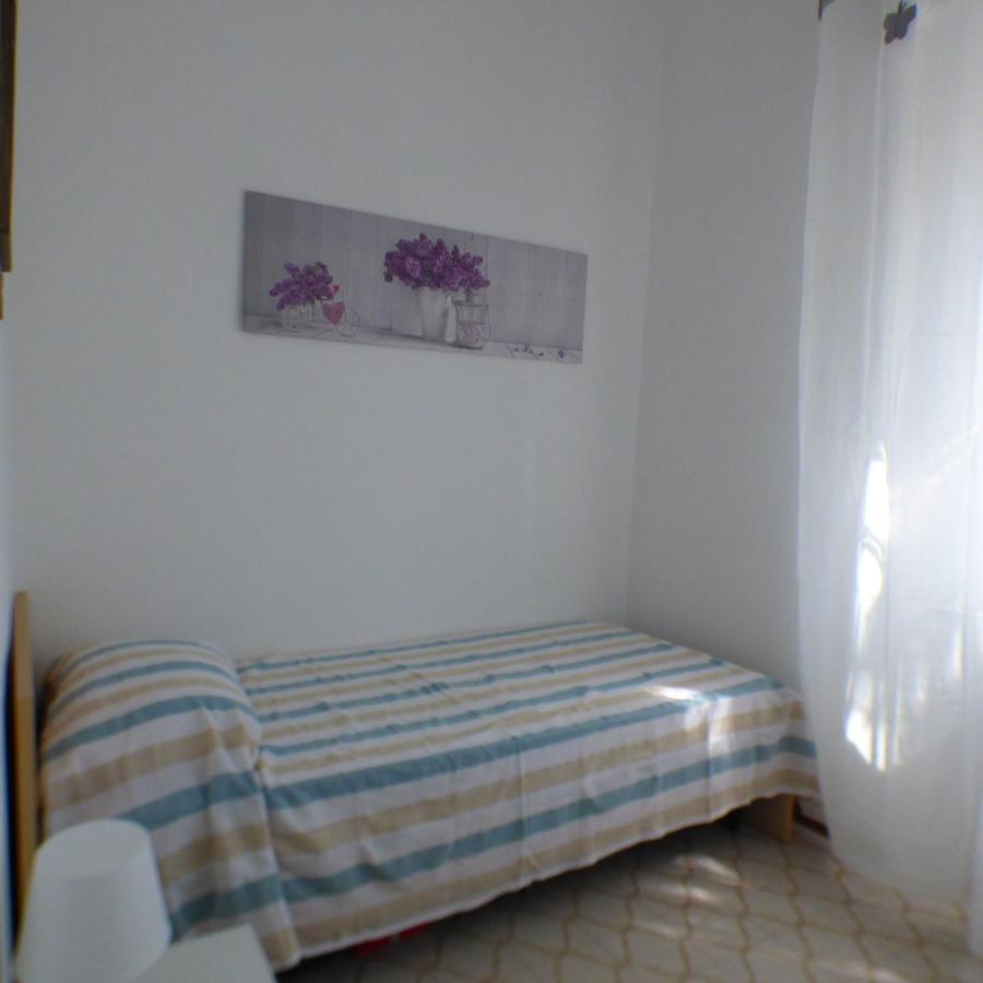 Villetta Anna Tirrenia Εξωτερικό φωτογραφία